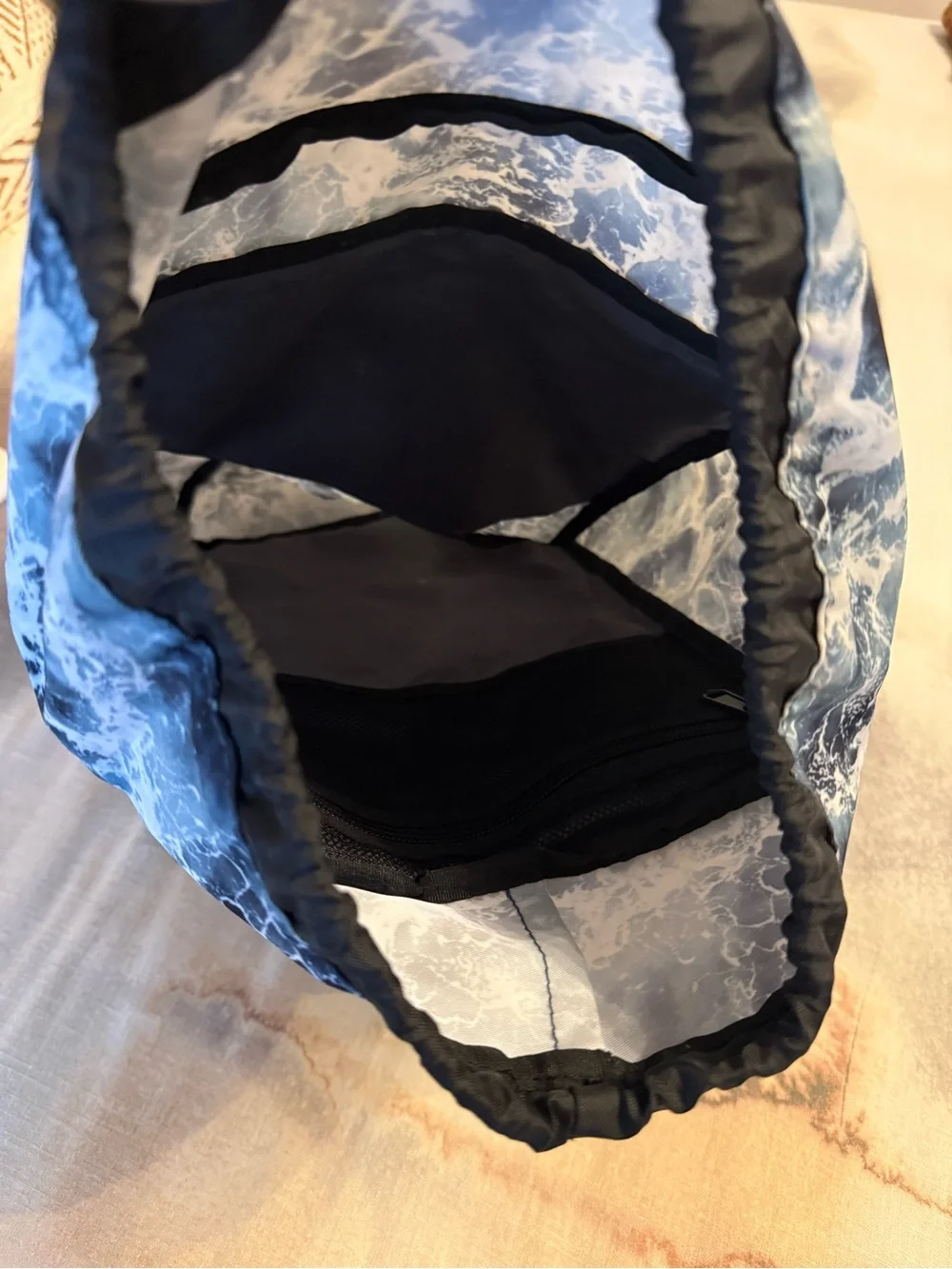 Men's Blue Marble Wave Drawstring Backpack - Casual Everyday Bag